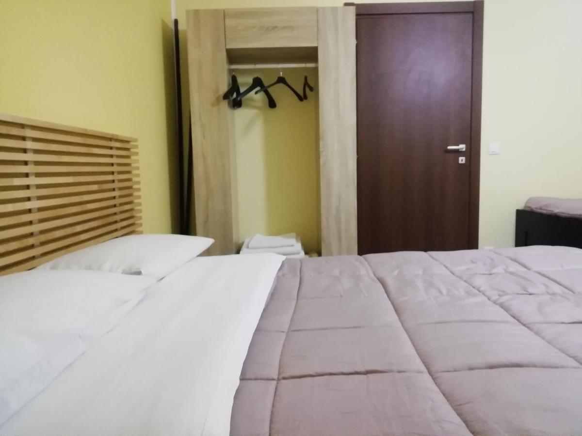 Aeroporto Room Azzano San Paolo Bagian luar foto