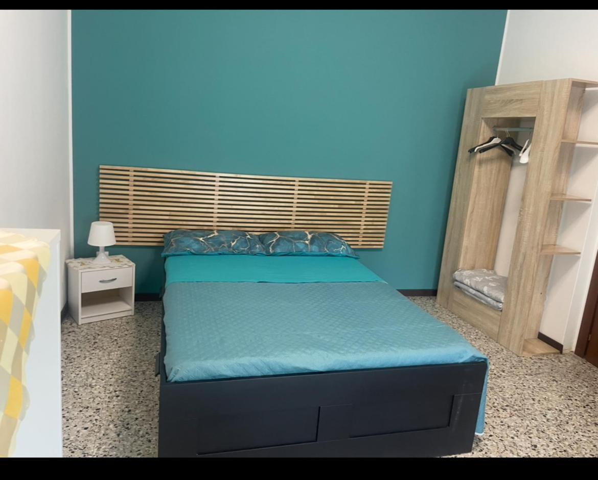 Aeroporto Room Azzano San Paolo Bagian luar foto