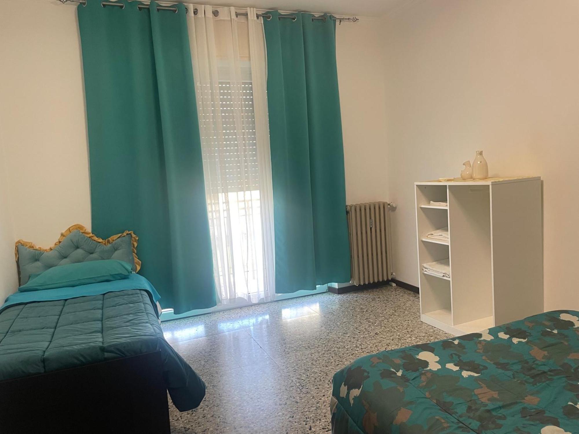 Aeroporto Room Azzano San Paolo Bagian luar foto